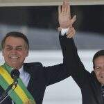 Mourão fala sobre acusações e afirma que Bolsonaro não tem condições de controlar tudo