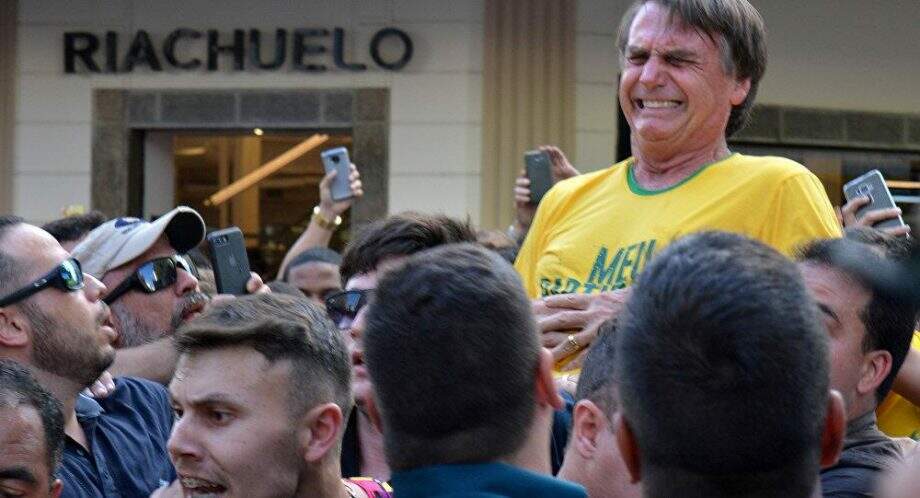 Juiz federal intima Bolsonaro a depor no processo sobre facada