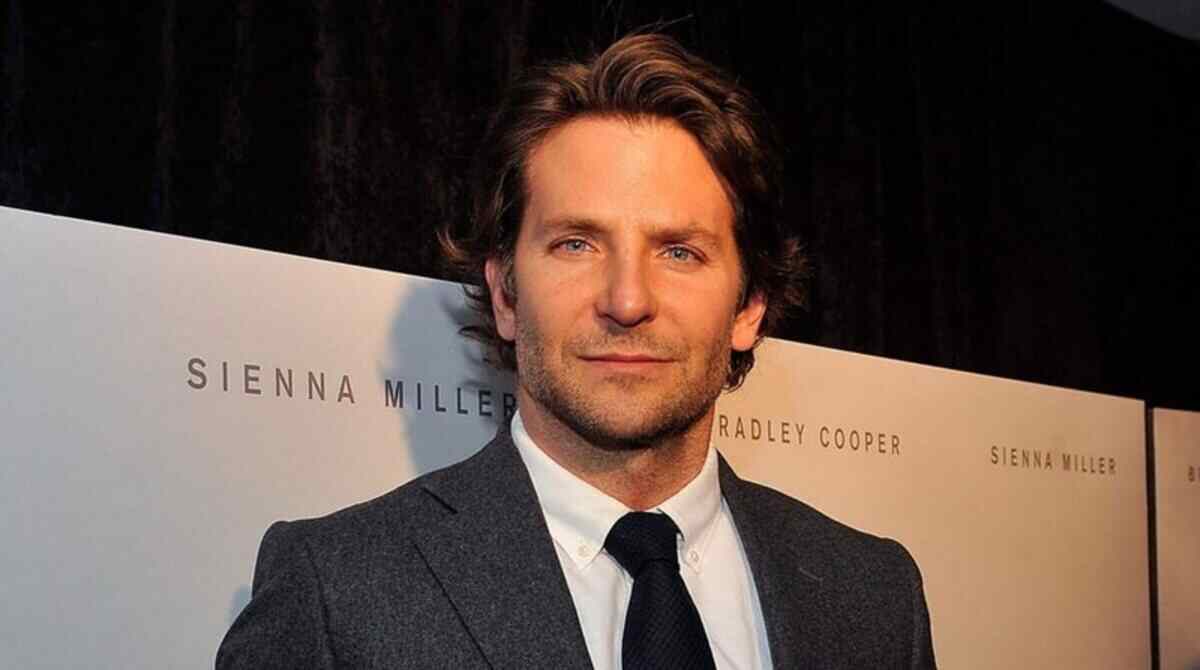 Bradley Cooper participou do podcast Armchair Expert