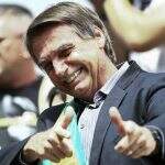 Bolsonaro assina decreto com novas regras para colecionadores de armas