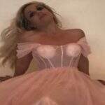 “Donatella Versace está fazendo meu vestido de noiva”, diz Britney Spears