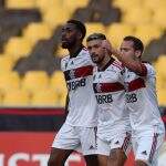 Flamengo mostra superação, vence no Equador e encaminha vaga na Libertadores