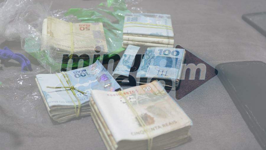 Minuto e Meio: Agentes flagram presidiário com mais de R$ 11 mil em dinheiro