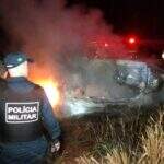 Motorista foge da polícia e morre carbonizado ao capotar carro na MS-379