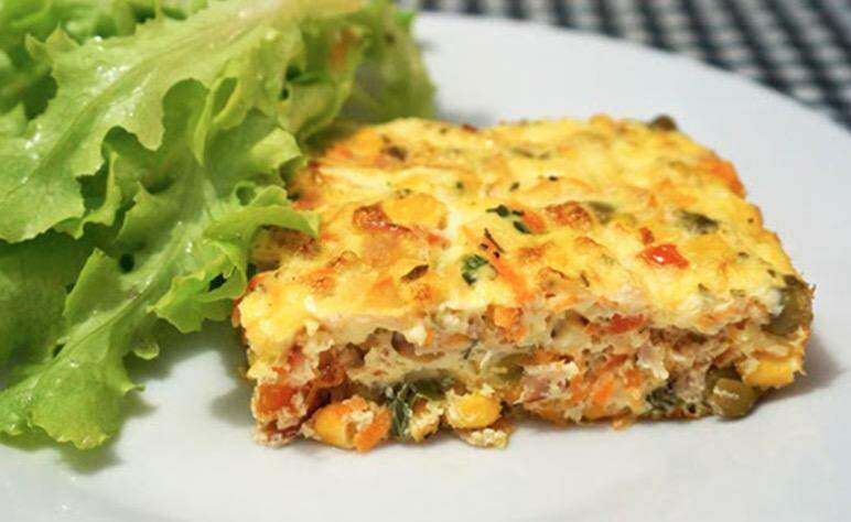Esta receita de ‘Omeletão de Forno’ é versátil e serve para qualquer refeição