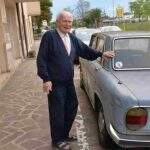 Conheça o carro que ficou estacionado por 47 anos no mesmo lugar na Itália