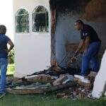 Sem explosão: modem iniciou incêndio que destruiu parede e feriu garoto em Campo Grande