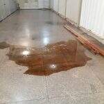Chuva molha salas do Centro Olímpico Vila Nasser e usuários reclamam de abandono