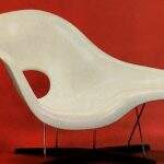 La Chaise, ícone de requinte e modernidade.