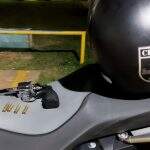 Adolescente de 14 anos é apreendido com arma e moto roubada em Campo Grande