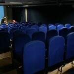 ‘Quando alguém espirra, dá medo’: a experiência de voltar a frequentar os cinemas em Campo Grande