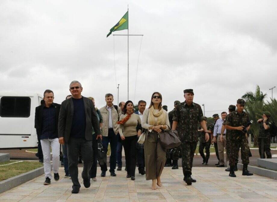 Parlamentares vêm a MS conhecer defesa da fronteira pelo Exército (Foto: Minamar Júnior/Jornal Midiamax)