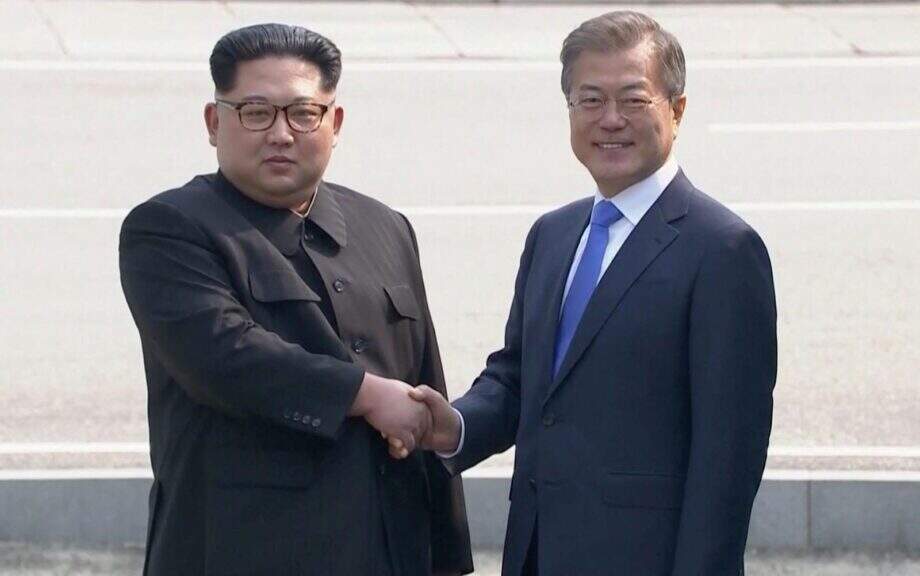 Líderes das Coreias realizam encontro histórico