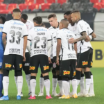 Com veteranos, Corinthians vence, elimina Novorizontino e ajuda Palmeiras