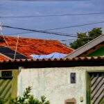 Homem é encontrado morto em cima de telhado de casa em Campo Grande