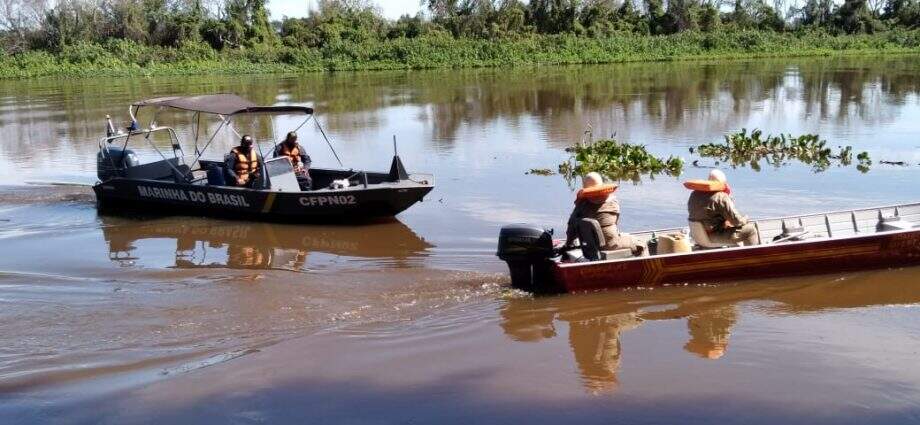 Passageiro de embarcação desaparece após ir ao banheiro e corpo é encontrado no Rio Paraguai