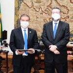 Nelsinho se reúne com ministro para tirar Brasil do fim da fila por vacina contra coronavírus