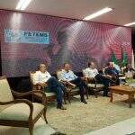 Com cadeira vazia, candidatos ao governo alfinetam Reinaldo durante debate com educadores