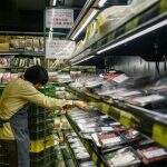 Hong Kong retira do mercado carne importada do Brasil
