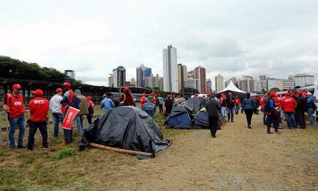 Defensoria Pública recorre ao STF para liberar acampamentos e protestos em Curitiba