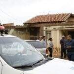 Bandidos invadem casa, fazem ‘limpa’ e ainda batem em cachorro da família