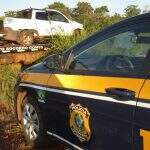 Motorista embriagado é preso após capotar picape roubada que levaria ao Paraguai