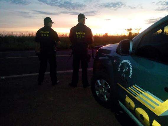 Trio troca tiros com a polícia paraguaia, foge para o Brasil e acaba preso pelo DOF
