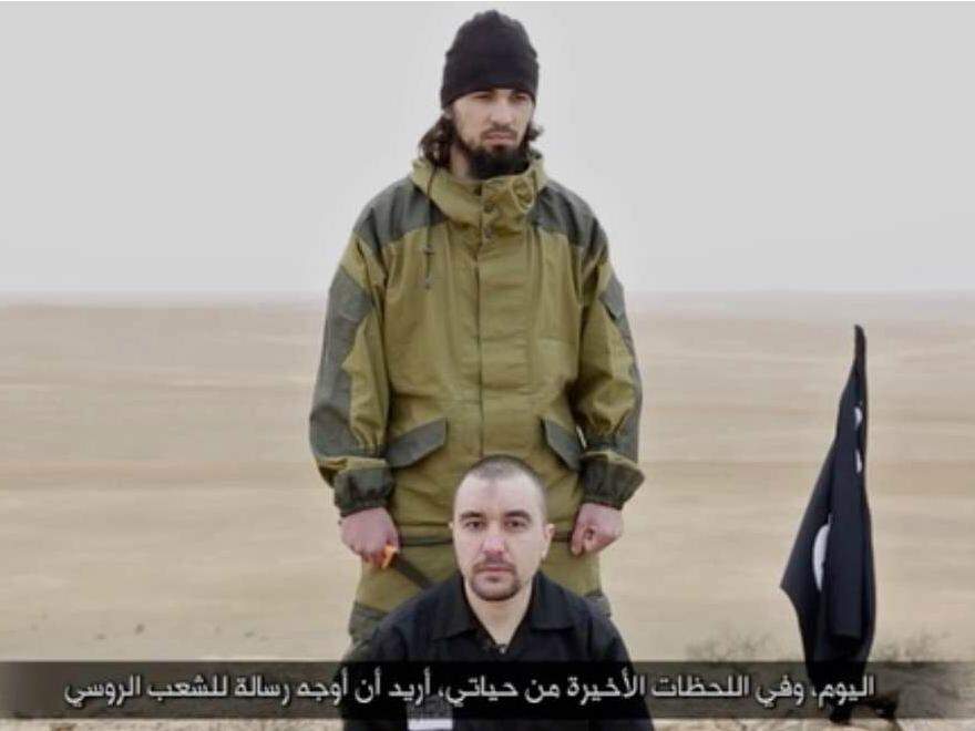 Em vídeo, Estado Islâmico decapita suposto agente russo na Síria