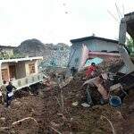 Deslizamento de montanha de lixo mata ao menos 15 pessoas no Sri Lanka