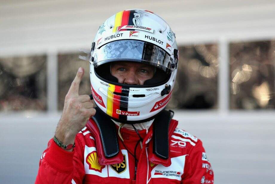 Ferrari domina primeira fila com pole de Vettel na Rússia