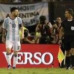 Messi é suspenso por xingar auxiliar e desfalca Argentina nas Eliminatórias