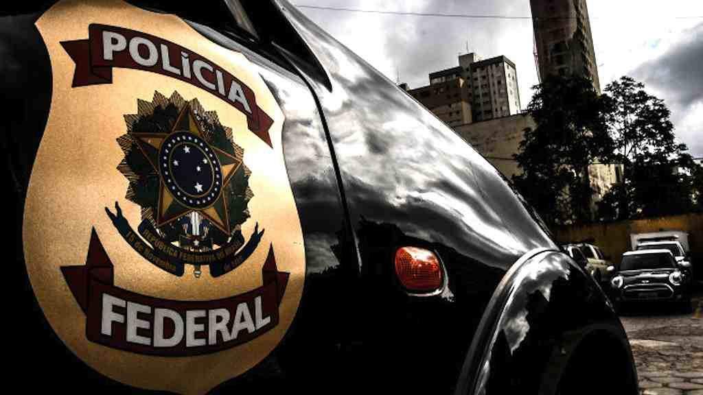 Polícia Federal prende dois homens em São Paulo por pornografia infantil
