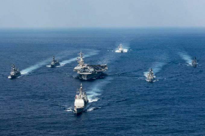 China pede moderação na península coreana após envio de porta-aviões dos EUA