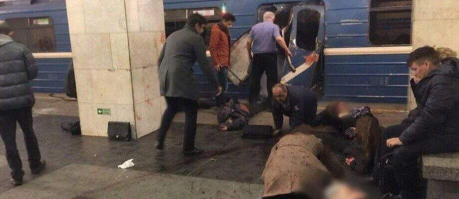 Bomba caseira encontrada em outra estação de São Petersburgo