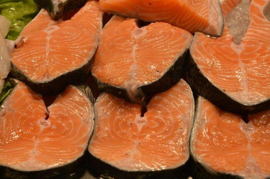 De olho na páscoa: preço do salmão cai 31,32% em um mês na Capital