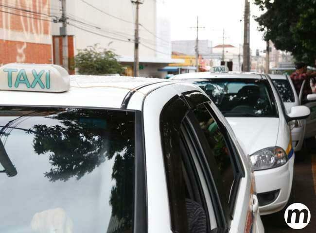 Taxista desaparece durante trabalho e esposa procura delegacia de polícia