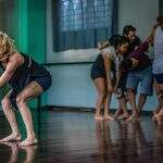 Cia Dançurbana realiza mostra com estudos de dança e desenvolvimento de espetáculos
