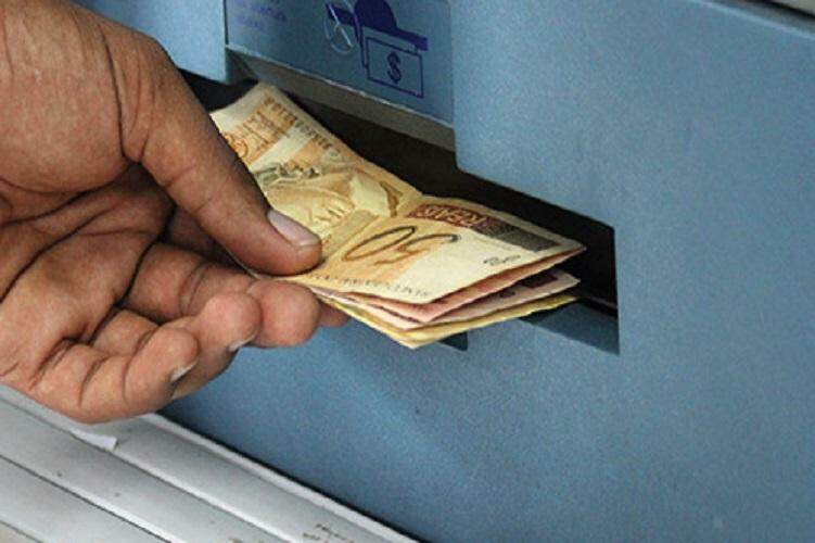 Salário dos servidores estaduais que recebem pelo Banco do Brasil já está disponível para saque