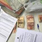 Ação contra fraudes no SUS e Bolsa Família apreende R$ 8 mil e documentos de imigrantes