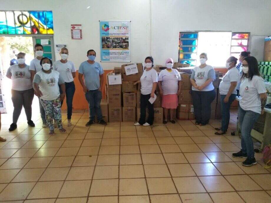 Ong de costureiras doa 63 mil máscaras de tecido para Saúde de Campo Grande