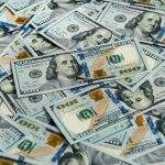 Dólar sobe a R$ 5,80 em meio a preocupações com a política interna