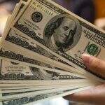 Dólar sobe com exterior à espera de corte ameno de juro nos EUA