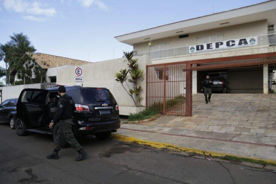 AGORA: Operação contra pedofilia cumpre mandados de prisão em Campo Grande