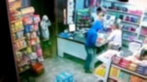 Dono e cliente são amarrados e dupla ‘limpa’ caixa de supermercado em MS
