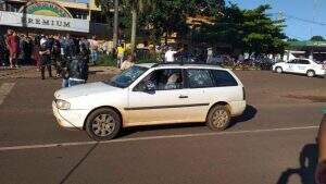 Vítimas estavam no carro (Foto: Via WhatsApp)