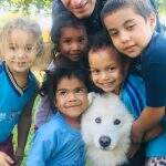 Cães da Guarda Municipal interagem com crianças de escolas públicas