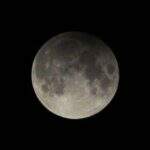 Veja como fazer para observar o curioso eclipse penumbral da Lua neste domingo