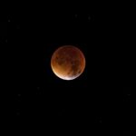 Maior eclipse lunar do século poderá ser visto do Brasil no dia 27 de julho