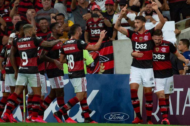 Presidente do Flamengo diz que temporada deve ir até 31 de janeiro