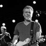 Morre Eddie Van Halen, um dos maiores guitarristas do rock, aos 65 anos